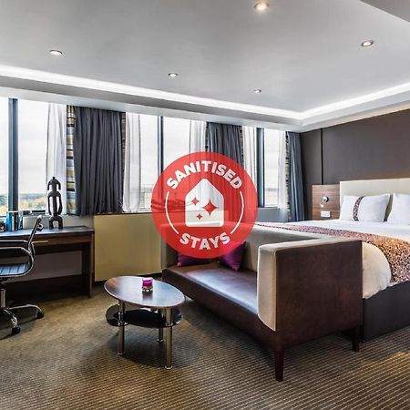 Livin' Serviced Apartments Вотфорд Екстер'єр фото