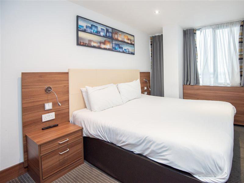 Livin' Serviced Apartments Вотфорд Екстер'єр фото