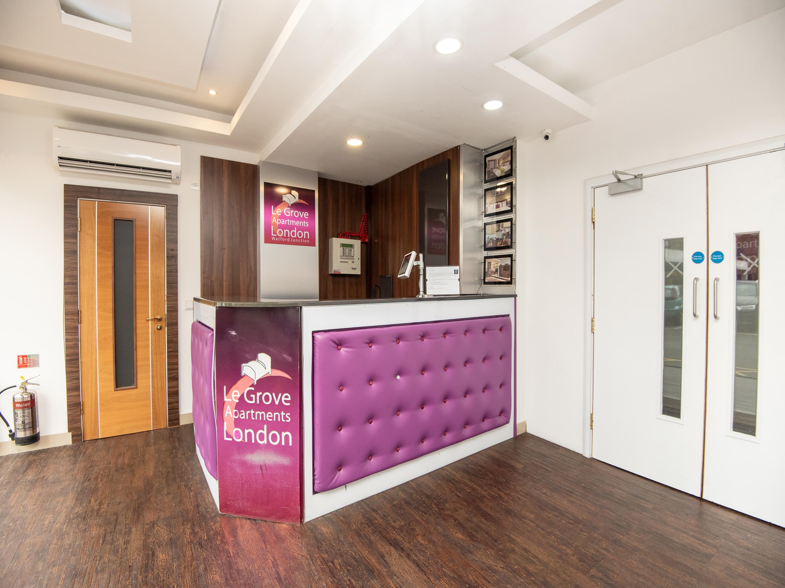 Livin' Serviced Apartments Вотфорд Екстер'єр фото