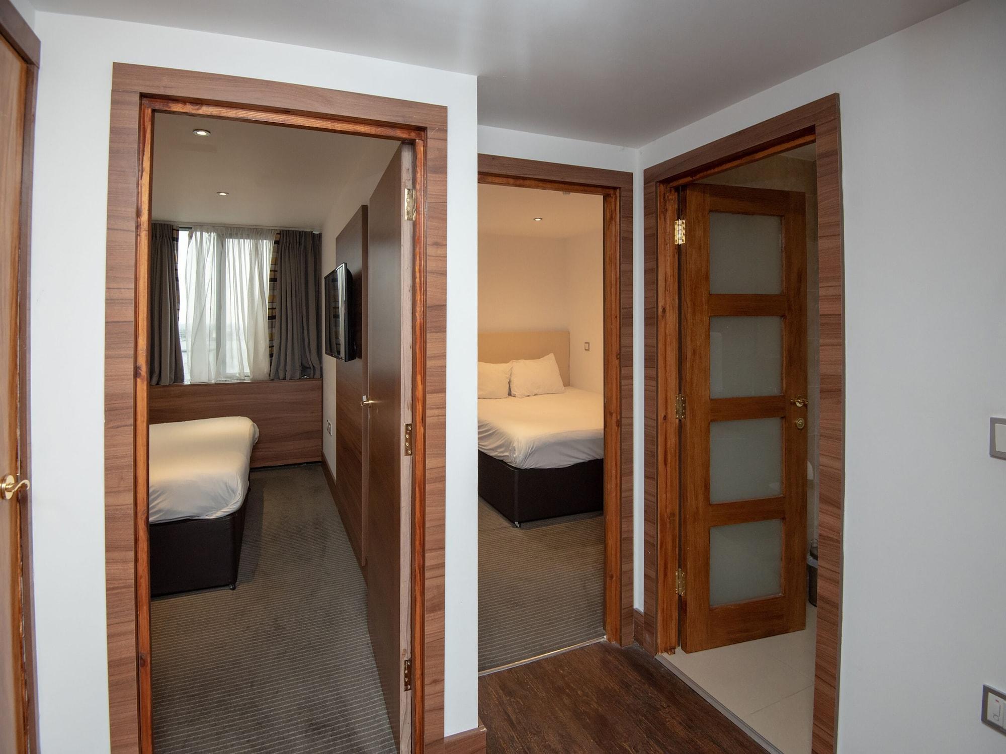 Livin' Serviced Apartments Вотфорд Екстер'єр фото