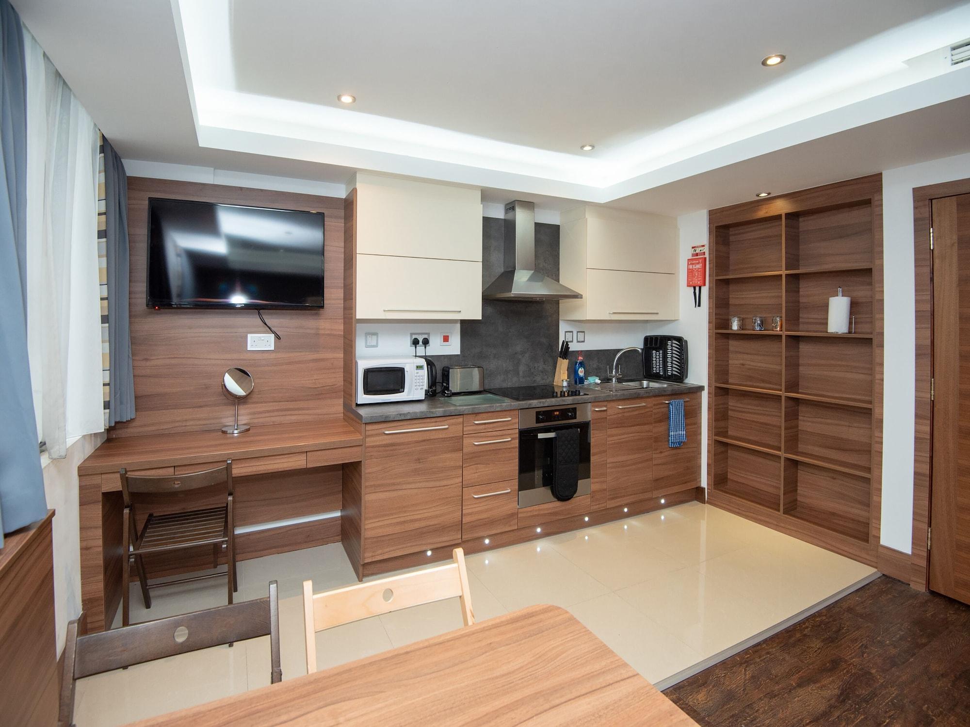 Livin' Serviced Apartments Вотфорд Екстер'єр фото
