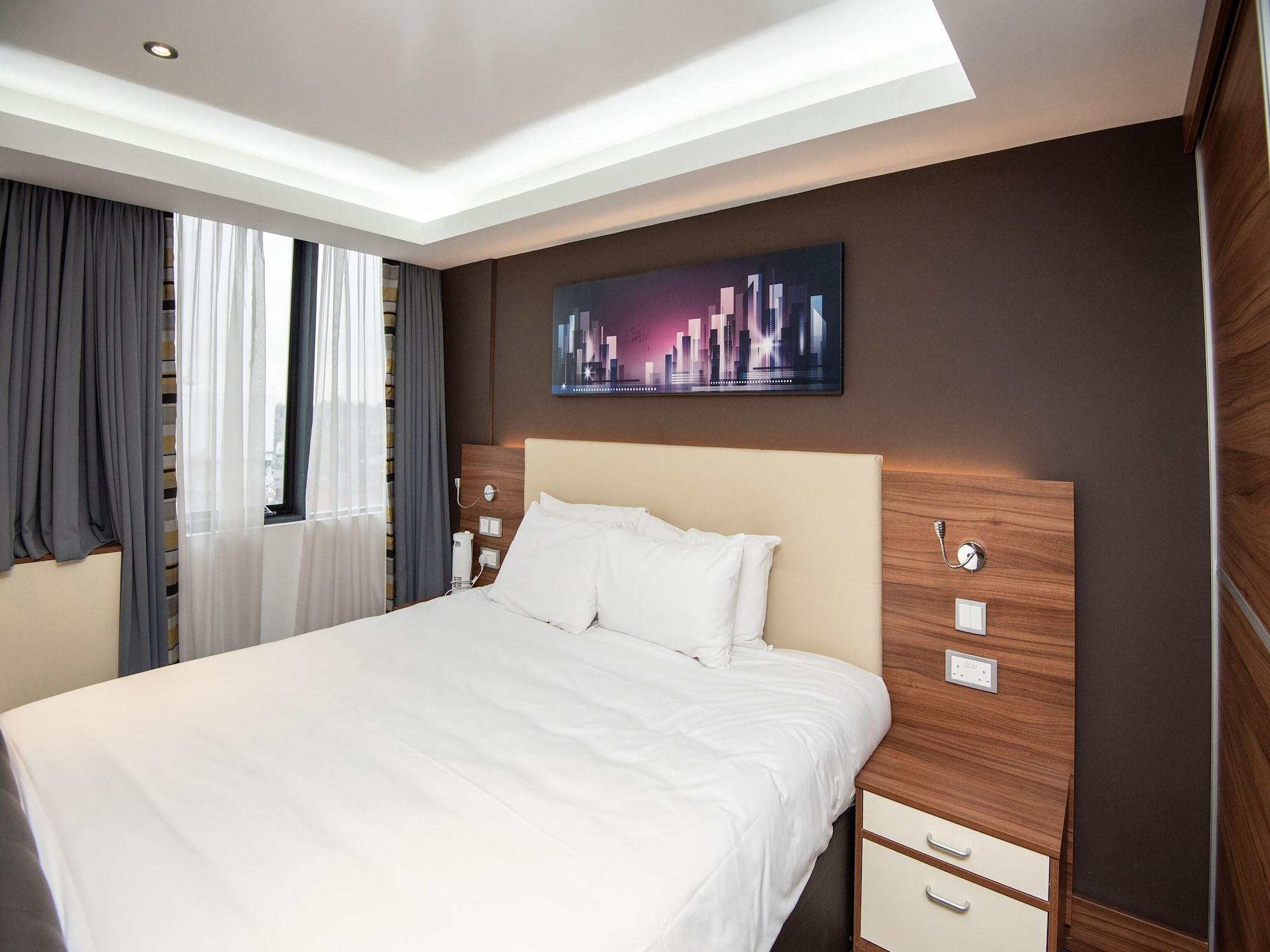 Livin' Serviced Apartments Вотфорд Екстер'єр фото