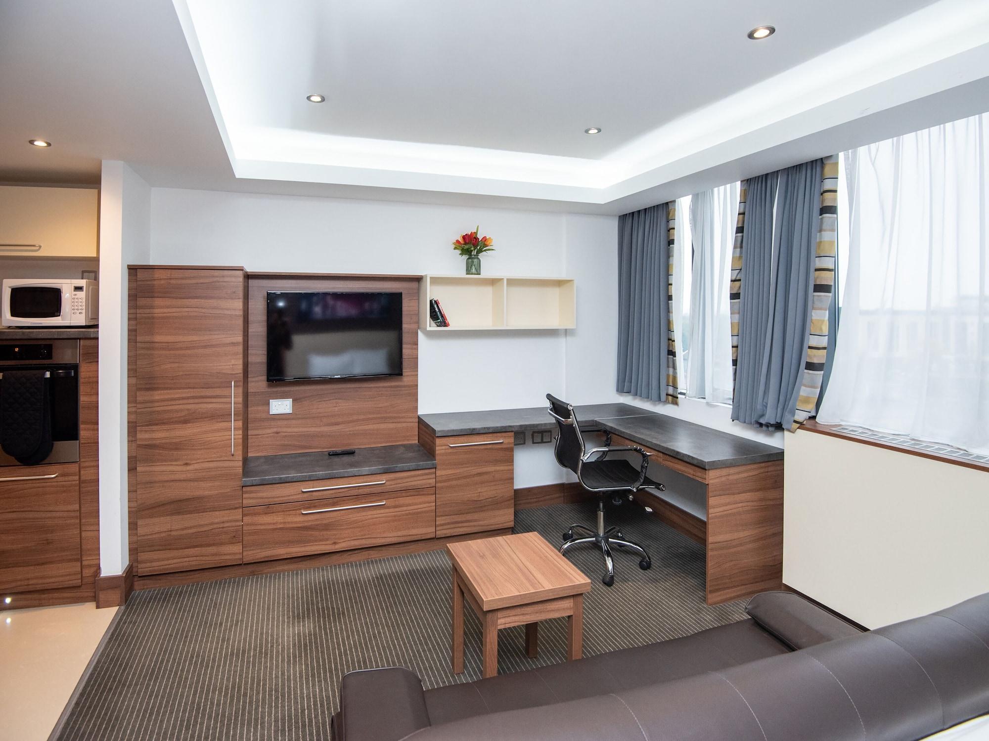 Livin' Serviced Apartments Вотфорд Екстер'єр фото
